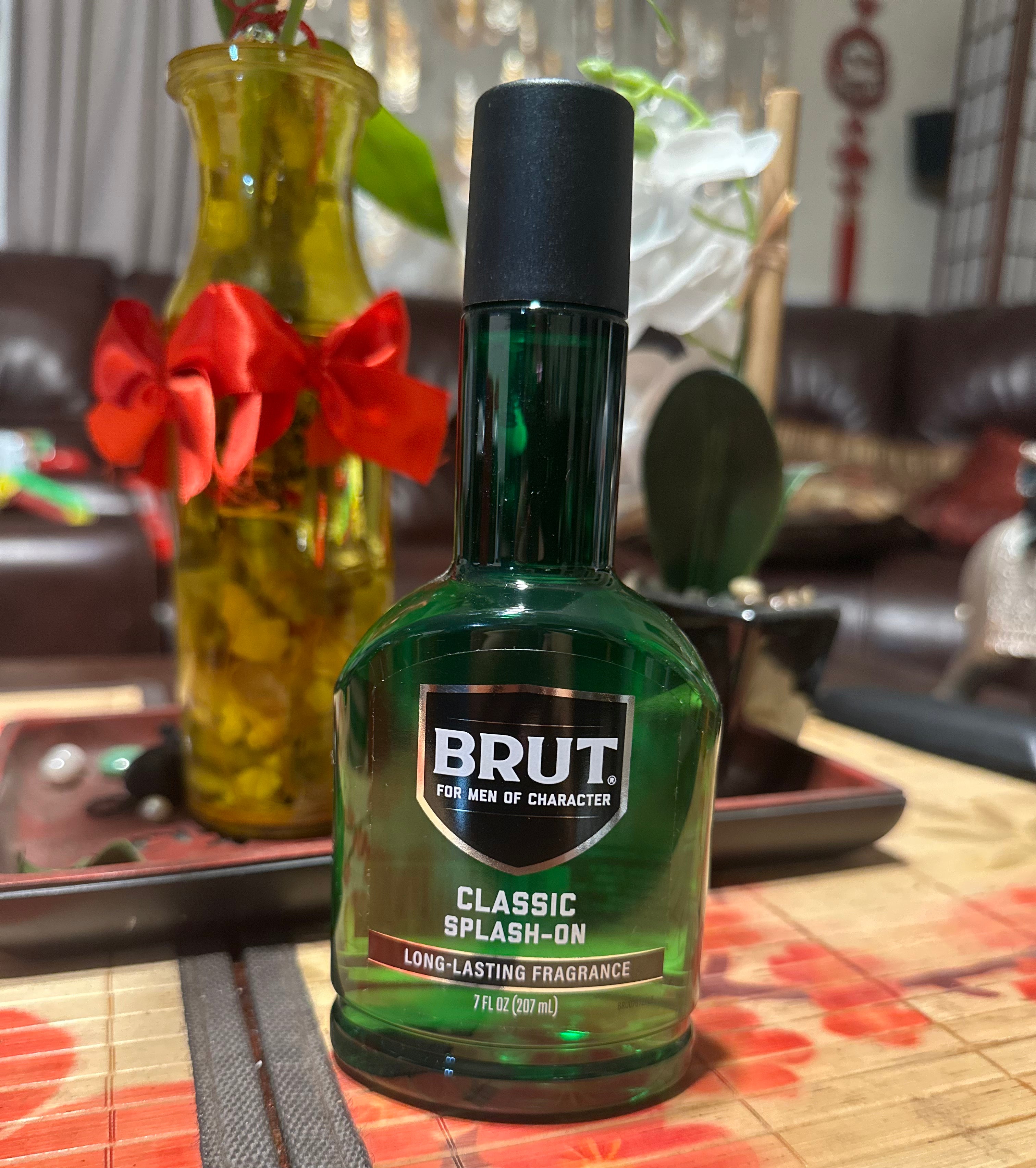 Brut Classic Splash On, Wood & Citrus Scent, Cologne for Men, 7 oz, 0.198kg Online Sale